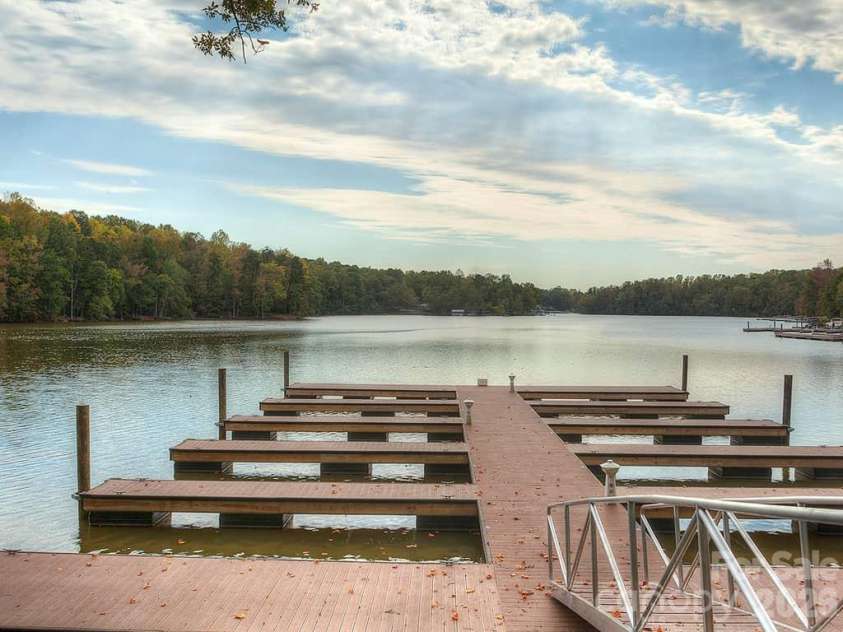 8238 Merryvale Lane, Charlotte, NC 28214.  MLS# CAR4350483, YatesRealty ID 13125. 