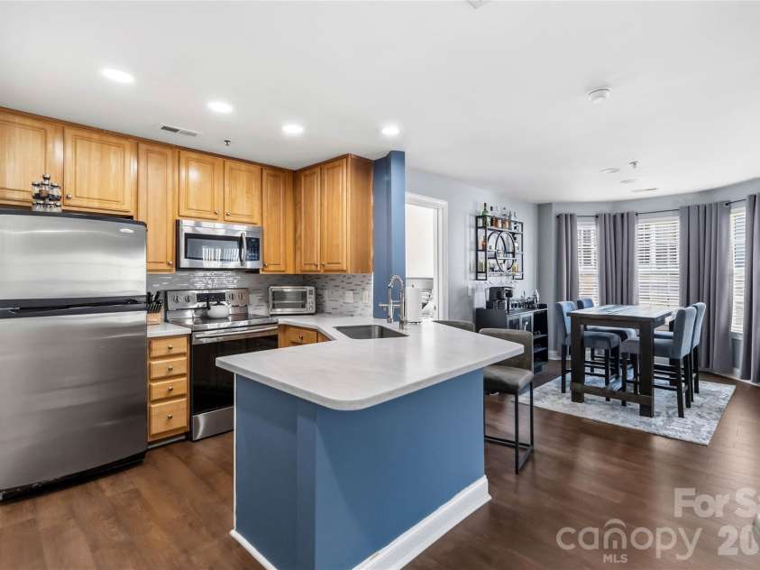 6432 Park Pond Drive, Charlotte, NC 28262.  MLS# CAR4370266, YatesRealty ID 13126. 