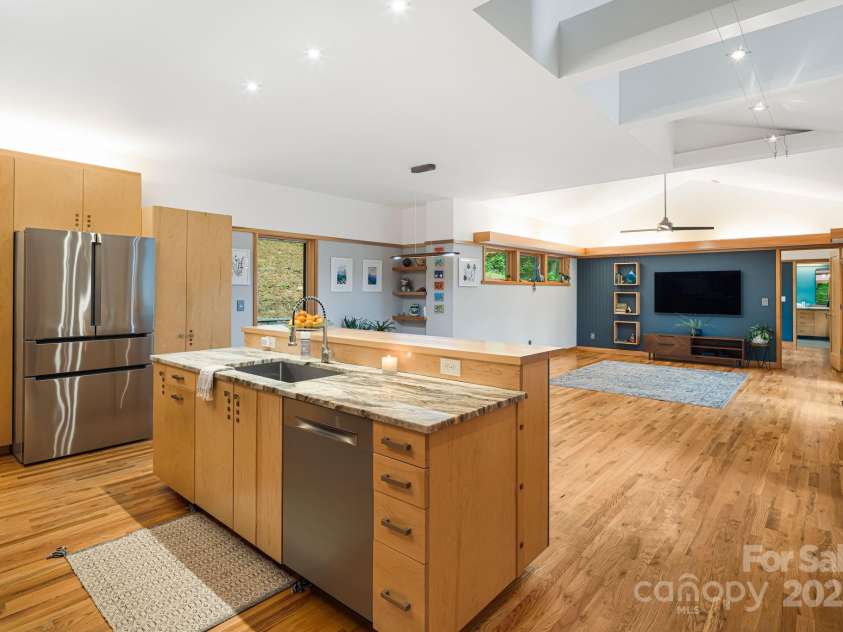 18 Balsam Court, Arden, NC 28704.  MLS# CAR4256080, YatesRealty ID 13127. 