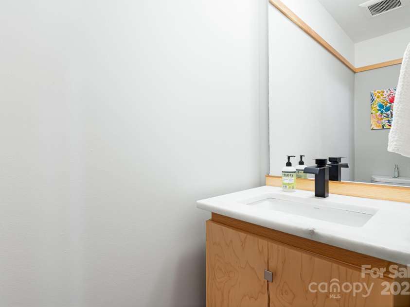 18 Balsam Court, Arden, NC 28704.  MLS# CAR4256080, YatesRealty ID 13127. 