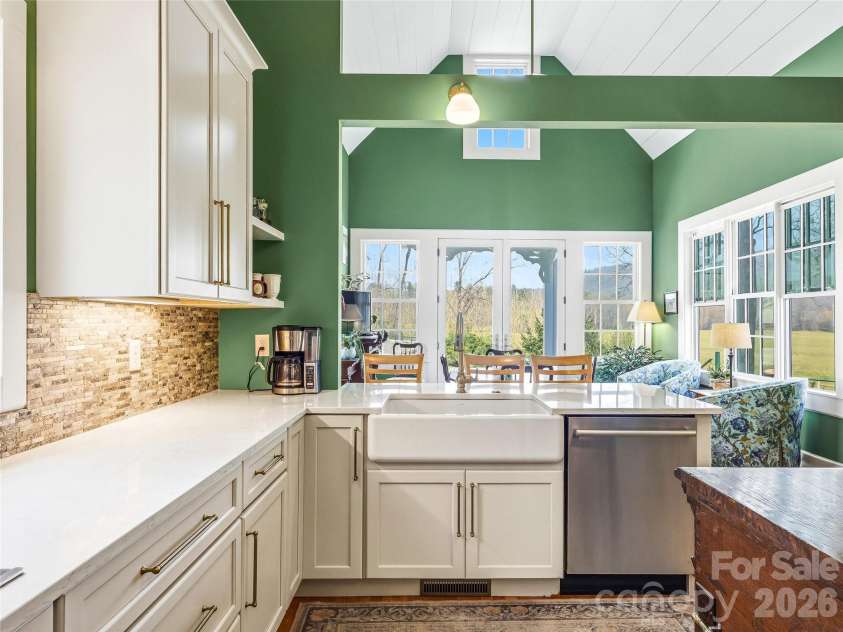 90 Woody Farm Drive, Pisgah Forest, NC 28768.  MLS# CAR4325513, YatesRealty ID 13127. 