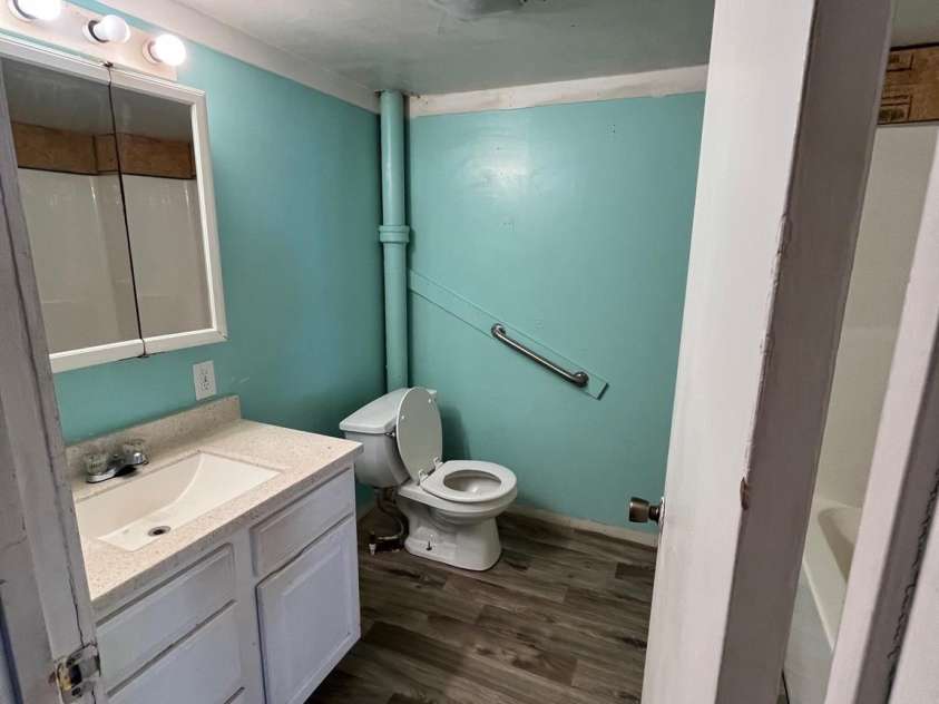 182 Maple Avenue, Marion, NC 28752.  MLS# CAR4226497, YatesRealty ID 13128. 