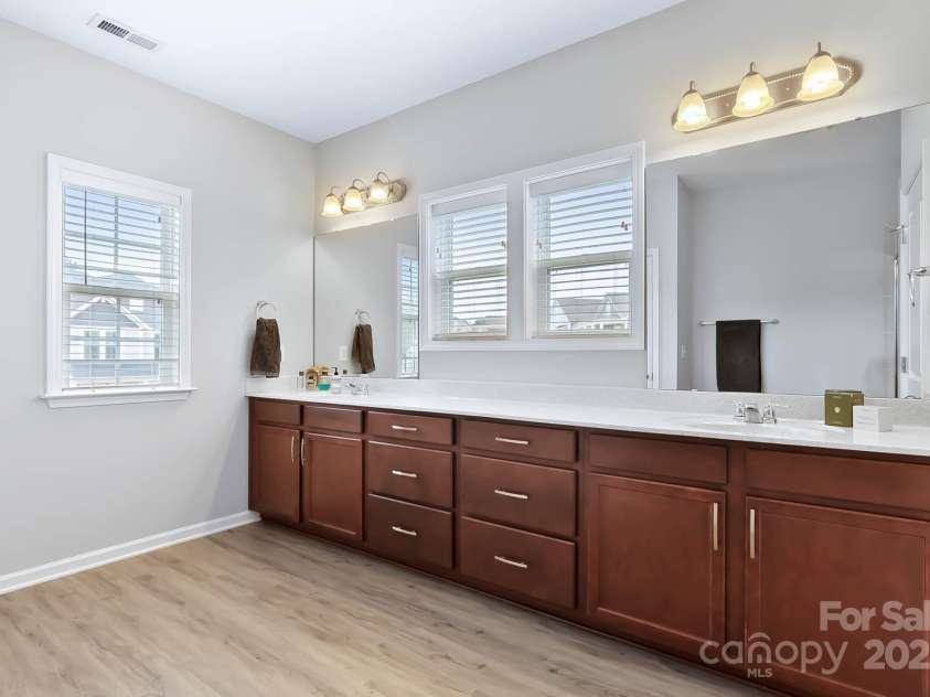 513 Old Dairy Drive, Wake Forest, NC 27587.  MLS# CAR4221749, YatesRealty ID 13129. 