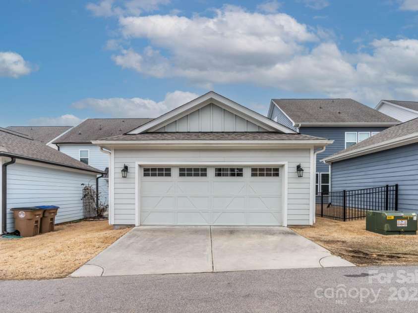 513 Old Dairy Drive, Wake Forest, NC 27587.  MLS# CAR4221749, YatesRealty ID 13129. 