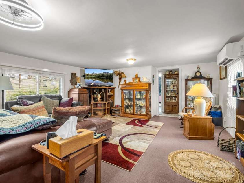 55 Settlers Trail, Mars Hill, NC 28754.  MLS# CAR4275597, YatesRealty ID 1313. 