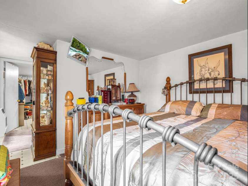 55 Settlers Trail, Mars Hill, NC 28754.  MLS# CAR4275597, YatesRealty ID 1313. 