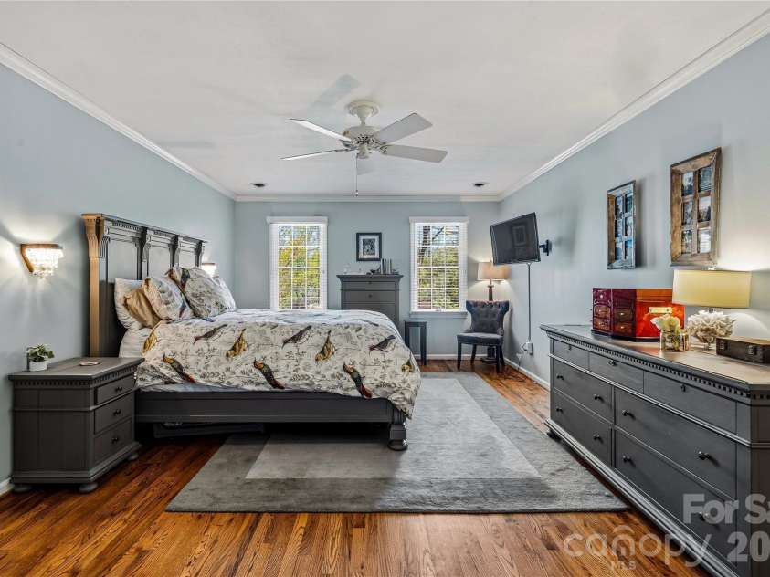1218 Everette Place, Hendersonville, NC 28791.  MLS# CAR4370494, YatesRealty ID 13130. 