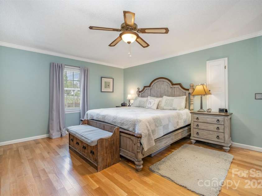 106 Oakwood Drive, Kings Mountain, NC 28086.  MLS# CAR4248964, YatesRealty ID 13132. 