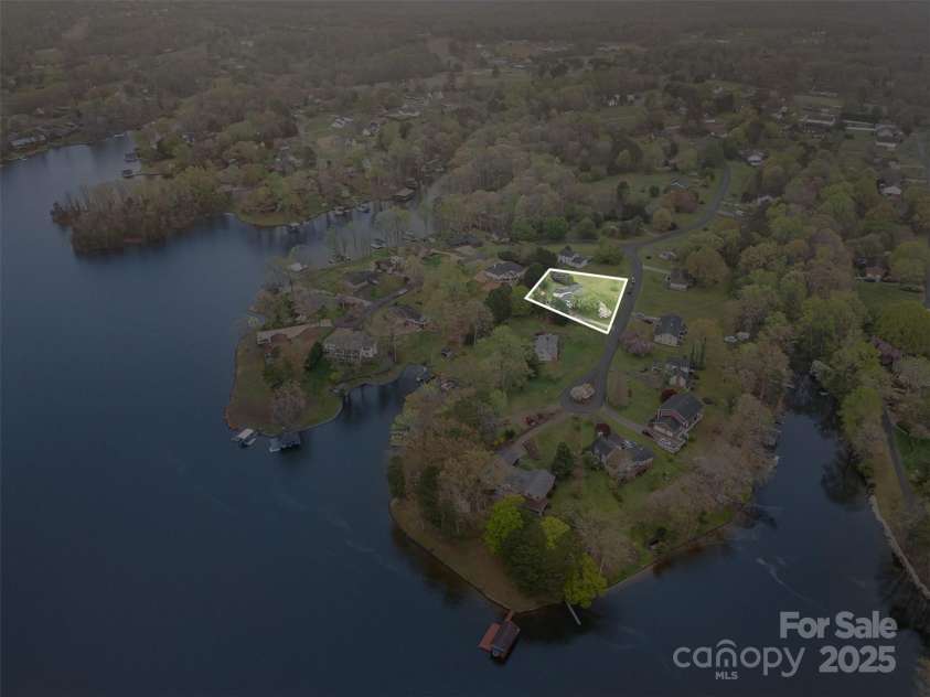 106 Oakwood Drive, Kings Mountain, NC 28086.  MLS# CAR4248964, YatesRealty ID 13132. 