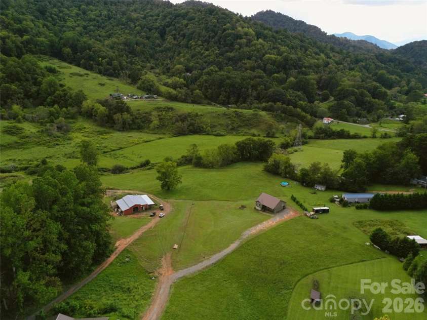 3240 Old Henson Cove Road, Canton, NC 28721.  MLS# CAR4423782, YatesRealty ID 13133. 