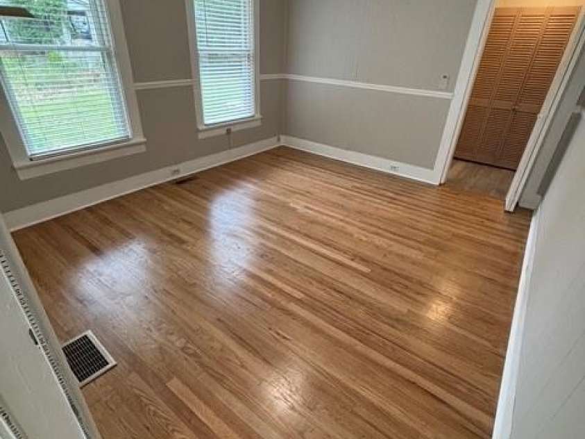 103 Duke Street, Great Falls, SC 29055.  MLS# CAR4259373, YatesRealty ID 13134. 