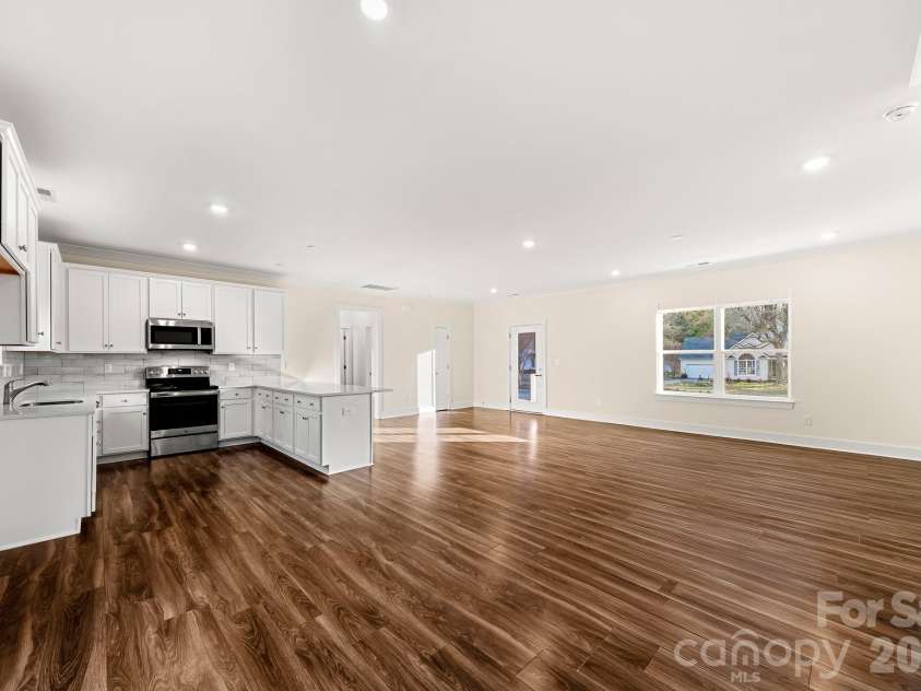 1235 Branch Street, Lancaster, SC 29720.  MLS# CAR4349903, YatesRealty ID 13134. KITCHEN/GREAT ROOM