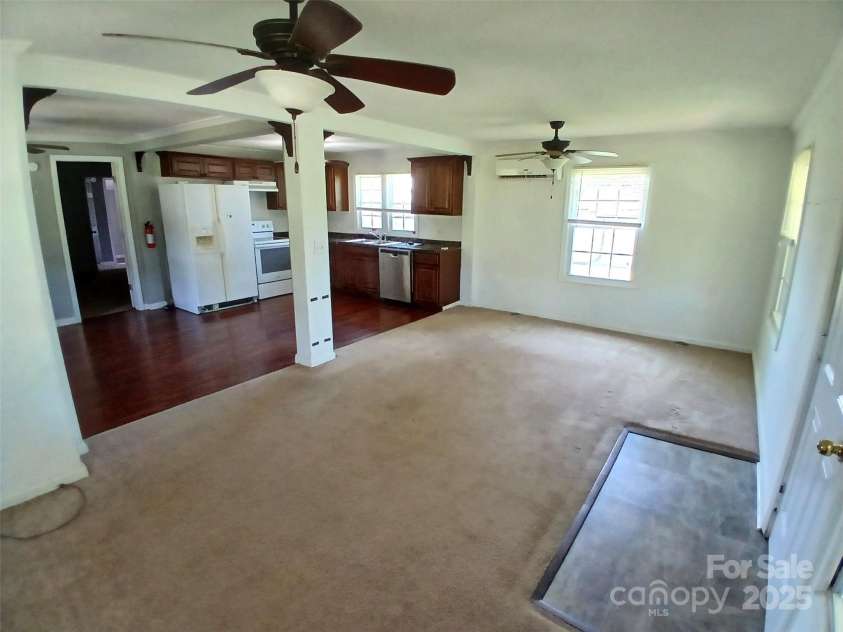 4194 Buffalo Shoals Road, Maiden, NC 28650.  MLS# CAR4251995, YatesRealty ID 13136. 