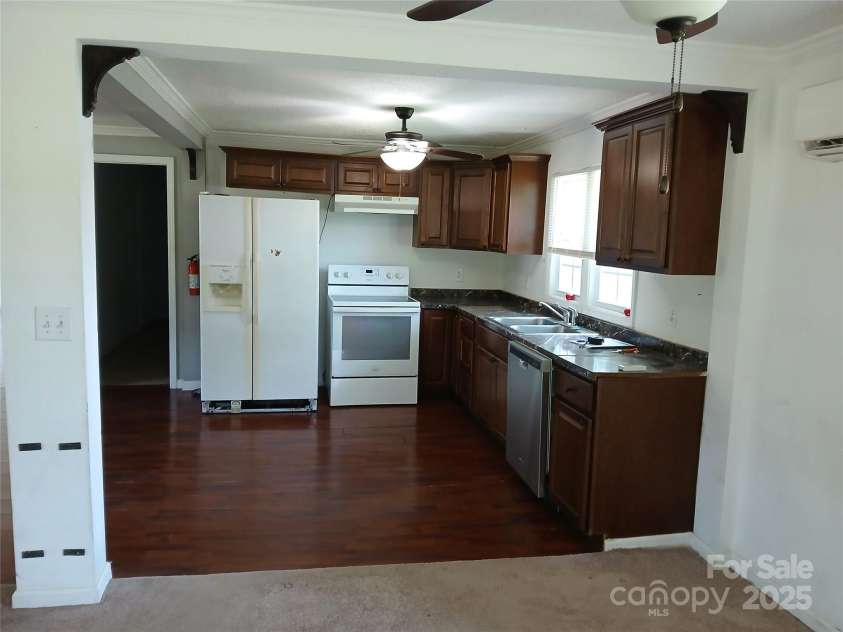 4194 Buffalo Shoals Road, Maiden, NC 28650.  MLS# CAR4251995, YatesRealty ID 13136. 