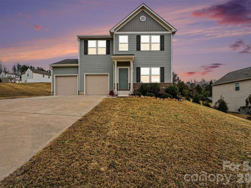 705 Wilshire Drive, Albemarle, NC 28001.  MLS# CAR4351237, YatesRealty ID 13136. 705 Wilshire Dr. 