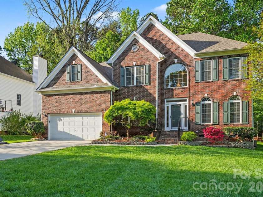 16919 Laureate Road, Huntersville, NC 28078.  MLS# CAR4366125, YatesRealty ID 13137. 