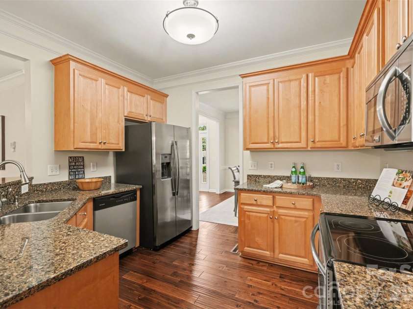 16919 Laureate Road, Huntersville, NC 28078.  MLS# CAR4366125, YatesRealty ID 13137. 