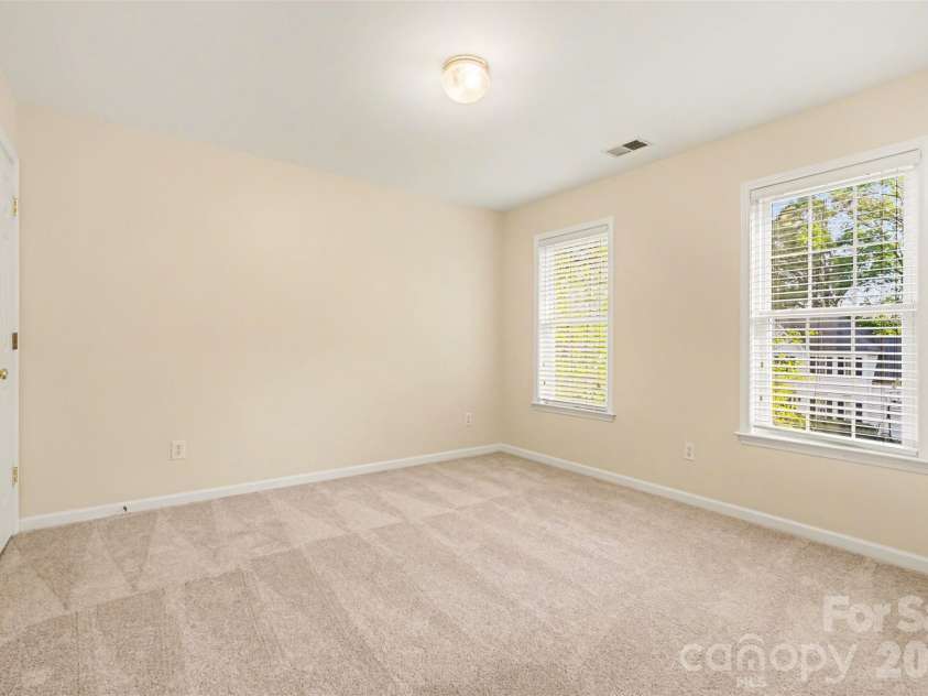 16919 Laureate Road, Huntersville, NC 28078.  MLS# CAR4366125, YatesRealty ID 13137. 