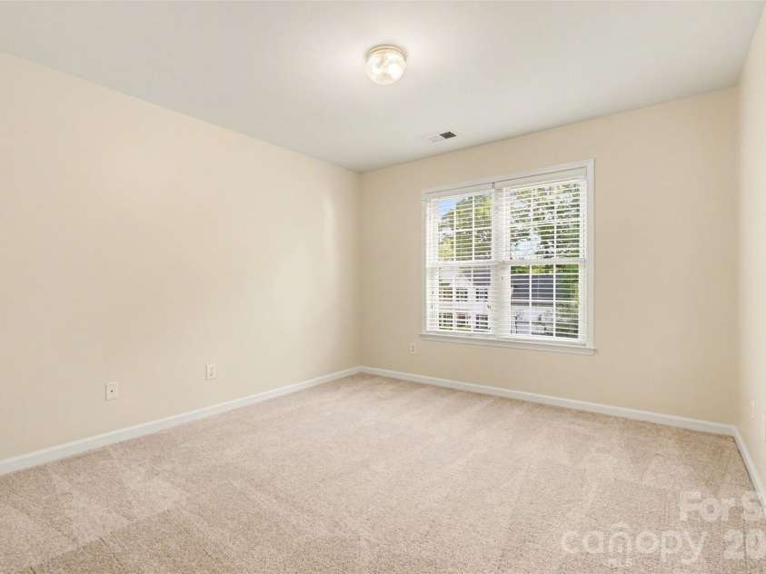 16919 Laureate Road, Huntersville, NC 28078.  MLS# CAR4366125, YatesRealty ID 13137. 