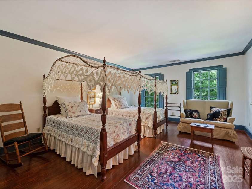 3040 Valencia Terrace, Charlotte, NC 28211.  MLS# CAR4252892, YatesRealty ID 13139. Bedroom 3
