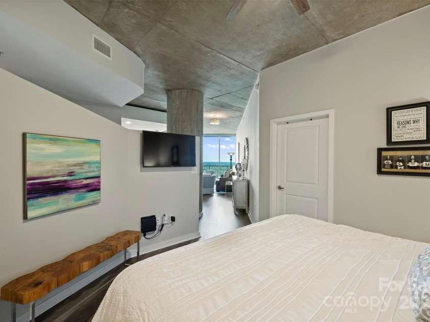 210 Church Street, Charlotte, NC 28202.  MLS# CAR4254825, YatesRealty ID 1314. Bedroom has Walk-In closet with lots of storage!