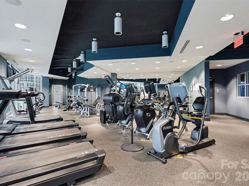 210 Church Street, Charlotte, NC 28202.  MLS# CAR4340266, YatesRealty ID 1314. Community Gym