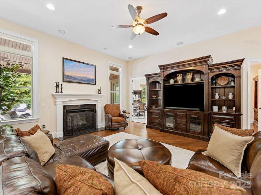 5808 Copperleaf Commons Court, Charlotte, NC 28277.  MLS# CAR4302422, YatesRealty ID 1314. 