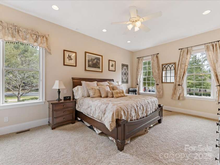 5808 Copperleaf Commons Court, Charlotte, NC 28277.  MLS# CAR4302422, YatesRealty ID 1314. 