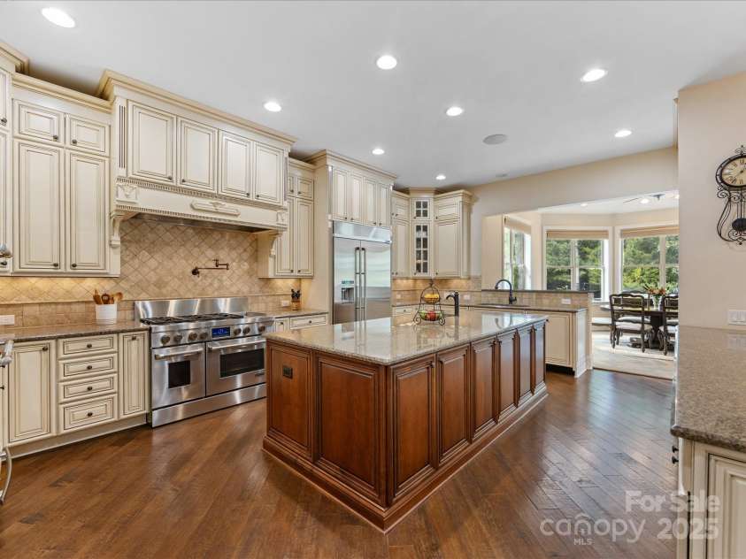 5808 Copperleaf Commons Court, Charlotte, NC 28277.  MLS# CAR4302422, YatesRealty ID 1314. 