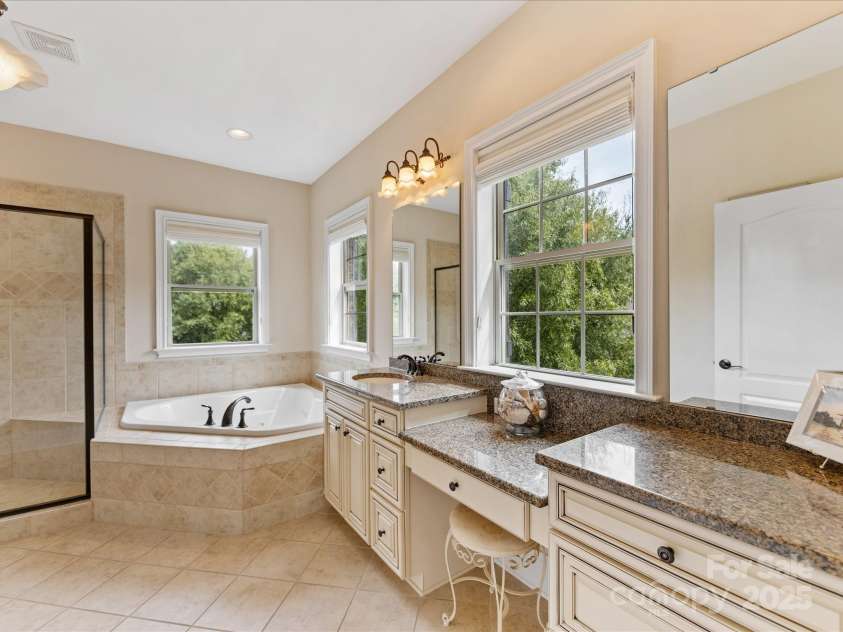 5808 Copperleaf Commons Court, Charlotte, NC 28277.  MLS# CAR4302422, YatesRealty ID 1314. 