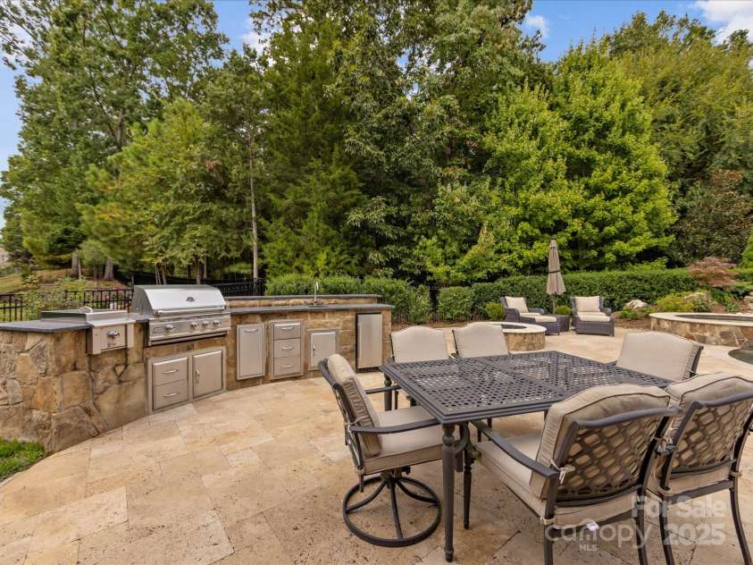 5808 Copperleaf Commons Court, Charlotte, NC 28277.  MLS# CAR4302422, YatesRealty ID 1314. 