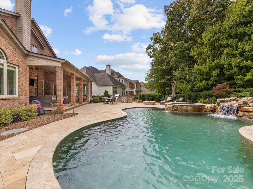 5808 Copperleaf Commons Court, Charlotte, NC 28277.  MLS# CAR4302422, YatesRealty ID 1314. 