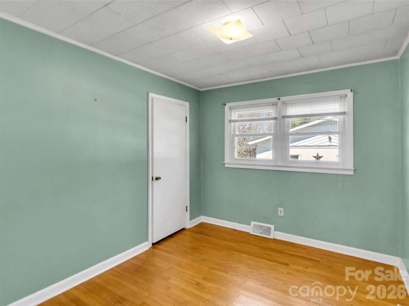 68 Skyview Drive, Waynesville, NC 28786.  MLS# CAR4368765, YatesRealty ID 13140. Bedroom 2