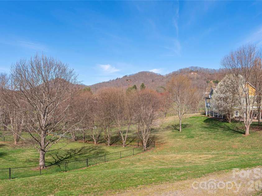 57 Gloria Way, Waynesville, NC 28785.  MLS# CAR4358759, YatesRealty ID 13141. 