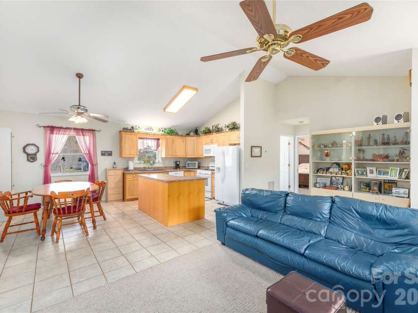 57 Gloria Way, Waynesville, NC 28785.  MLS# CAR4358759, YatesRealty ID 13141. 