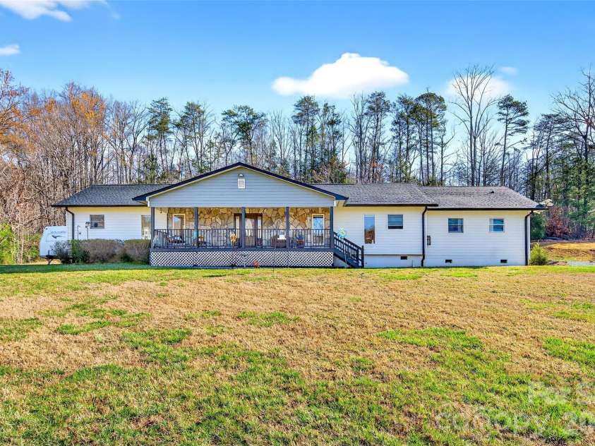 20 Annie Drive, Marion, NC 28752.  MLS# CAR4357661, YatesRealty ID 13142. 