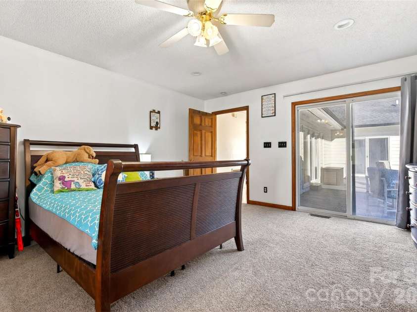 20 Annie Drive, Marion, NC 28752.  MLS# CAR4357661, YatesRealty ID 13142. 