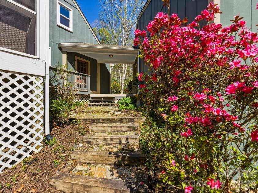 85 Timberlane Circle, Pisgah Forest, NC 28768.  MLS# CAR4361812, YatesRealty ID 13143. 