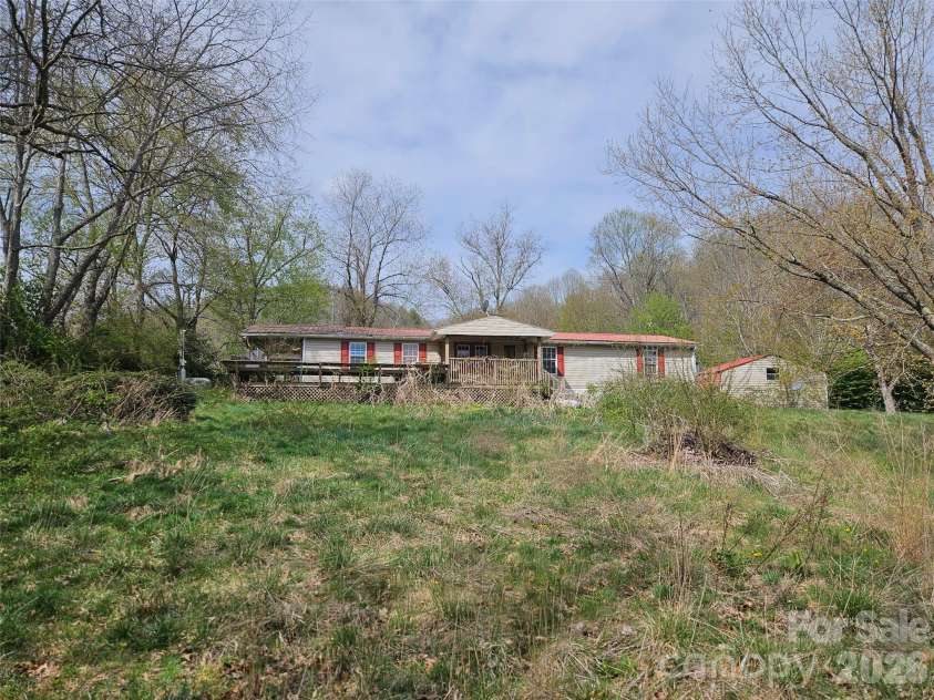 153 Kel Mil Road, Waynesville, NC 28785.  MLS# CAR4363559, YatesRealty ID 13144. 