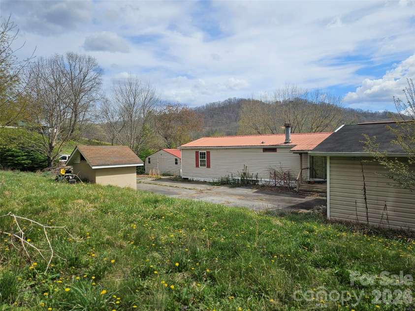 153 Kel Mil Road, Waynesville, NC 28785.  MLS# CAR4363559, YatesRealty ID 13144. 