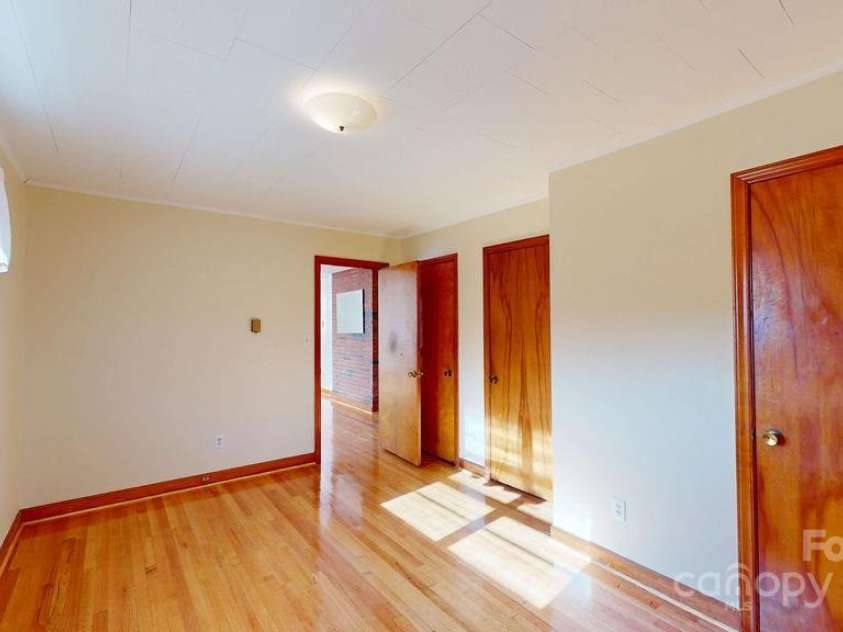 541 Romine Drive, Marion, NC 28752.  MLS# CAR4232538, YatesRealty ID 13144. 