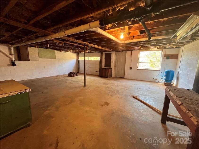 541 Romine Drive, Marion, NC 28752.  MLS# CAR4232538, YatesRealty ID 13144. 