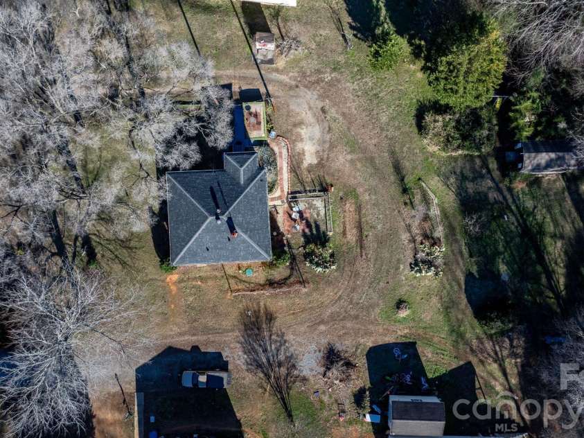 3358 Falling Creek Road, Hickory, NC 28601.  MLS# CAR4357263, YatesRealty ID 13145. 