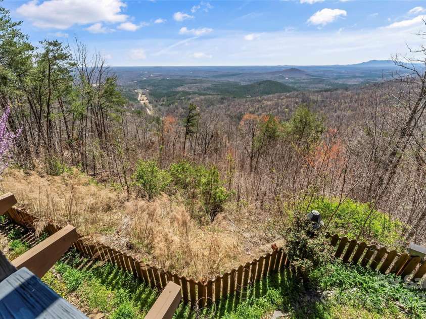 807 Pinnacle Parkway, Union Mills, NC 28167.  MLS# CAR4240515, YatesRealty ID 13145. 