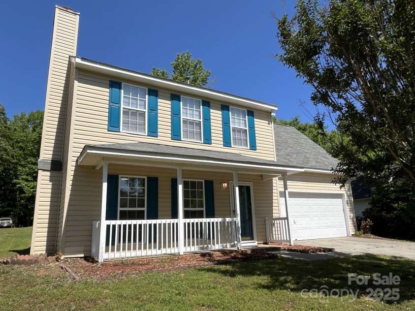 5637 Hedgecrest Place, Charlotte, NC 28269.  MLS# CAR4252309, YatesRealty ID 13146. 