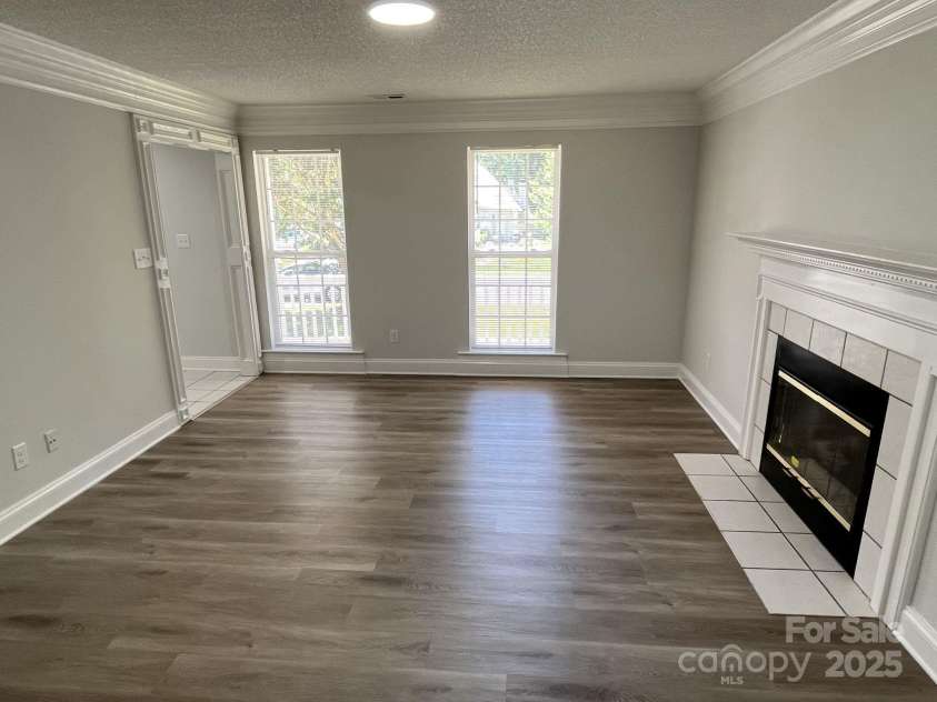 5637 Hedgecrest Place, Charlotte, NC 28269.  MLS# CAR4252309, YatesRealty ID 13146. 