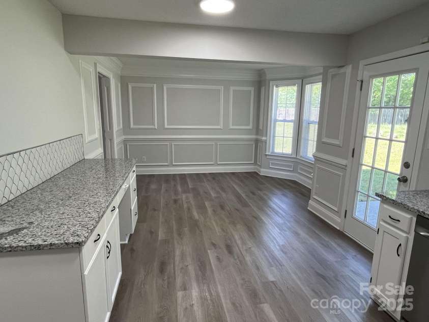 5637 Hedgecrest Place, Charlotte, NC 28269.  MLS# CAR4252309, YatesRealty ID 13146. 