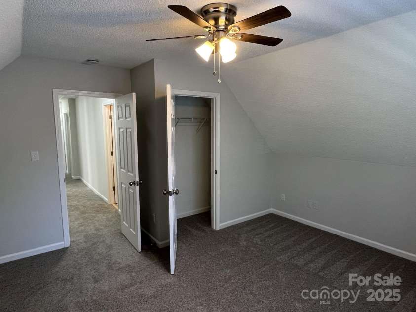 5637 Hedgecrest Place, Charlotte, NC 28269.  MLS# CAR4252309, YatesRealty ID 13146. 