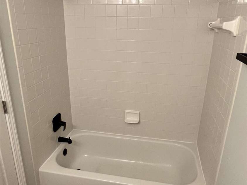 5637 Hedgecrest Place, Charlotte, NC 28269.  MLS# CAR4252309, YatesRealty ID 13146. 