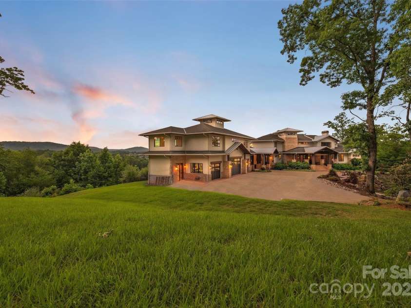 26 Bonnies Cove Trail, Mills River, NC 28759.  MLS# CAR4251070, YatesRealty ID 13147. 